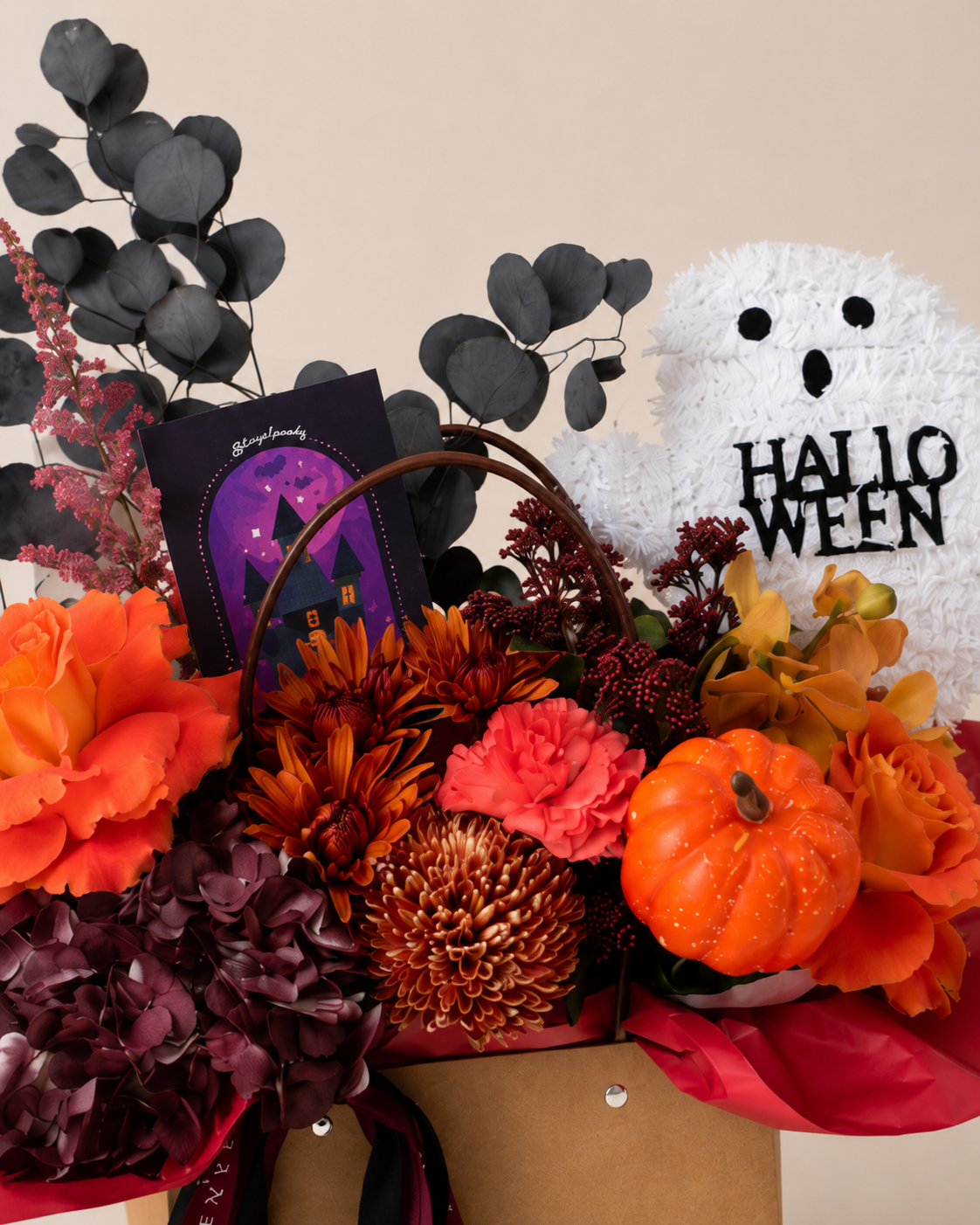 Velour Noir — Halloween Posy