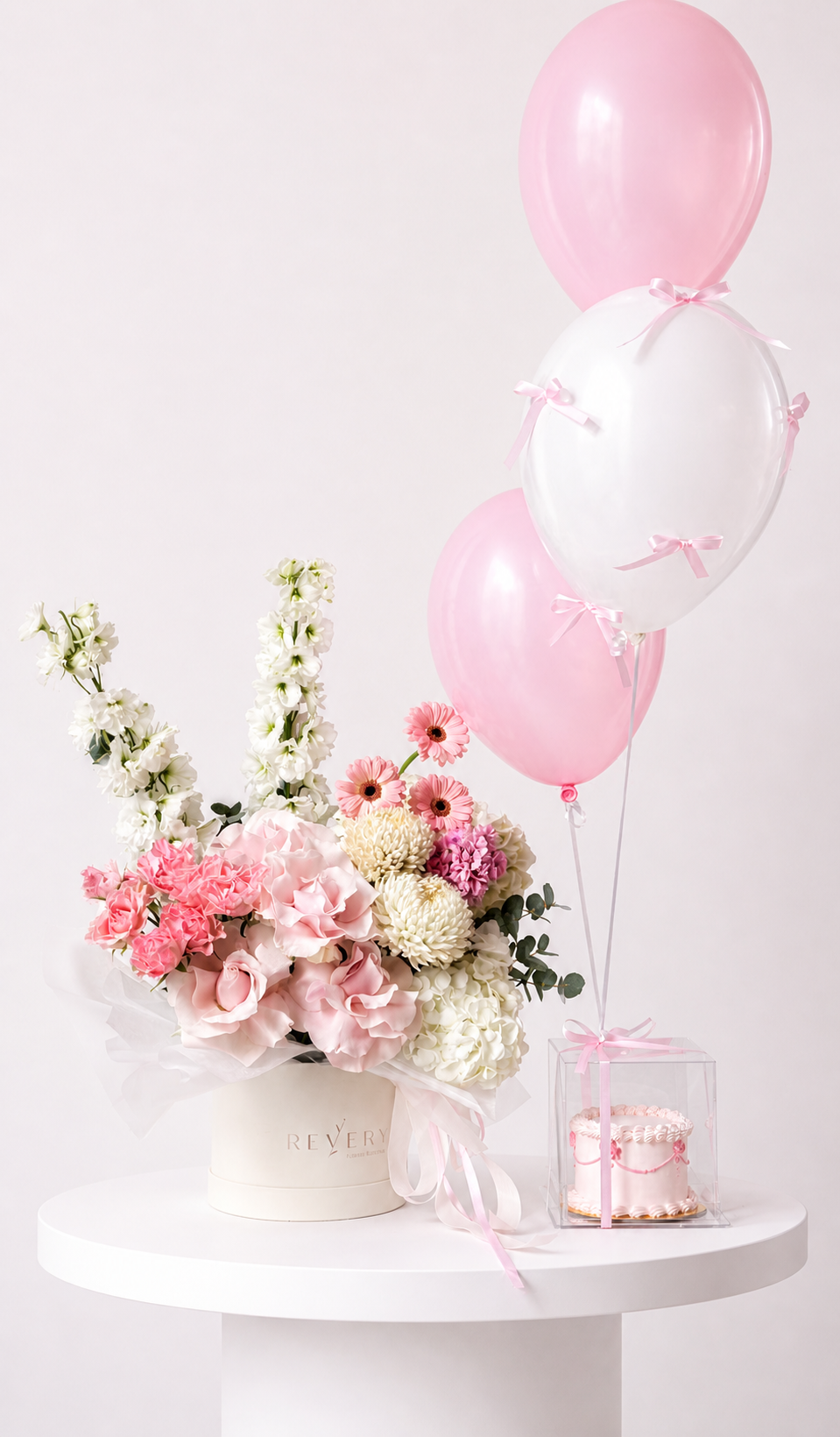 Salon Rosé — Cake & Flowers